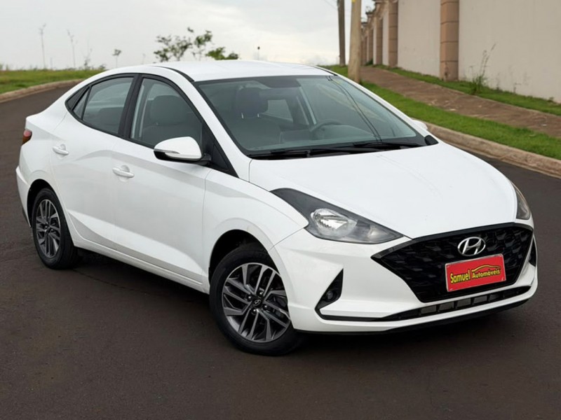 Ve�culo: Hyundai - HB 20 Sedan - 1.0 TGDI EVOLUTION em Sert�ozinho
