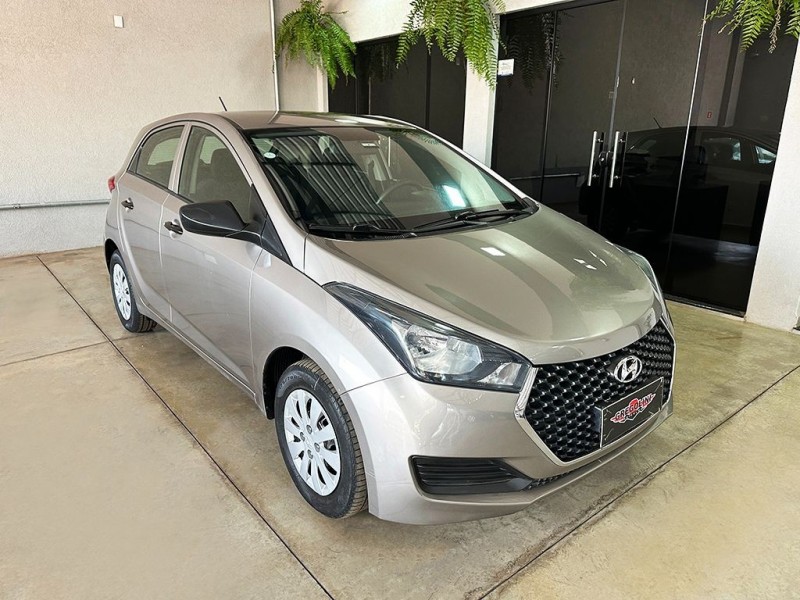 Veculo: Hyundai - HB 20 - 1.0 UNIQUE 12V em Ribeiro Preto