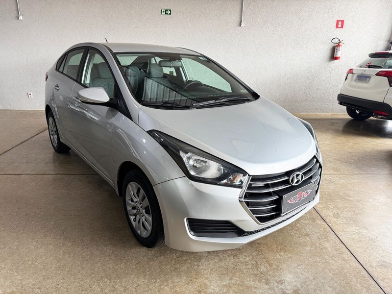 Ve�culo: Hyundai - HB 20 Sedan - 1.6 COMFORT STYLE 16V em Ribeir�o Preto