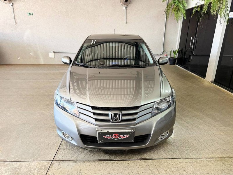 Ve�culo: Honda - City - 1.5 LX 16V em Ribeir�o Preto