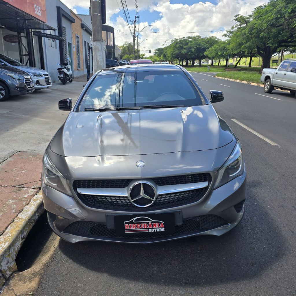 Ve�culo: Mercedes-Benz - CLA - Urban 1.6 TB 16V/Flex Aut. em Ribeir�o Preto