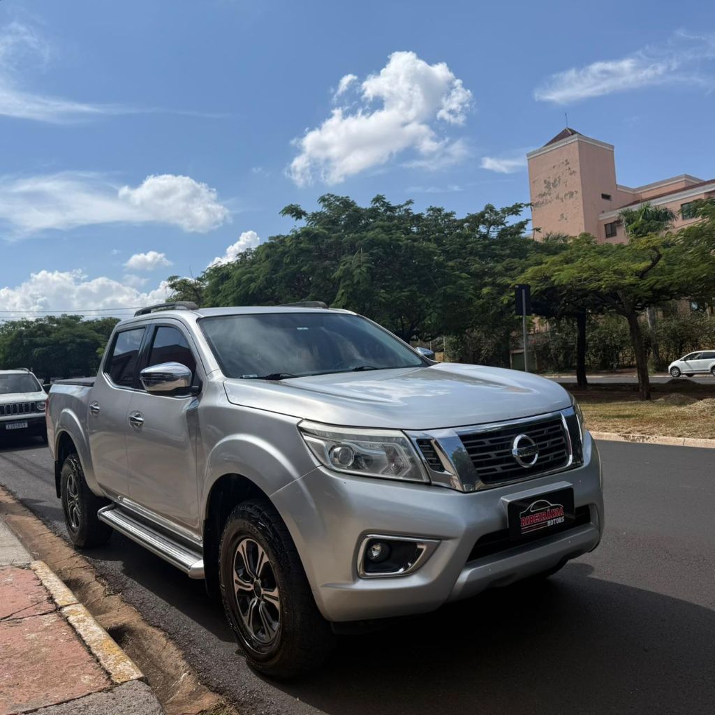 Ve�culo: Nissan - Frontier - XE CD 4x4 2.3 Bi-TB Diesel Aut. em Ribeir�o Preto