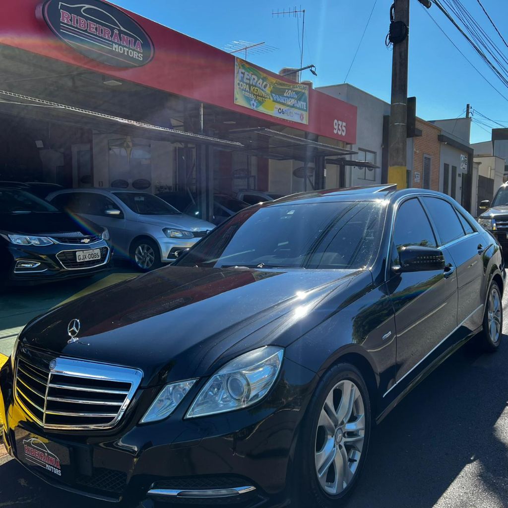 Ve�culo: Mercedes-Benz - E 250 - CGI Avantgarde 1.8 16V 204cv Aut. em Ribeir�o Preto