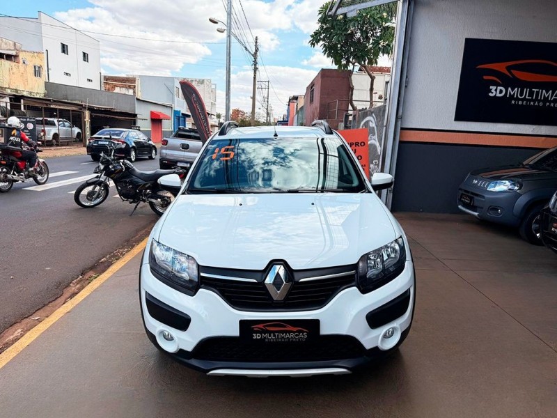 Veculo: Renault - Sandero - 1.6 STEPWAY 8V em Ribeiro Preto