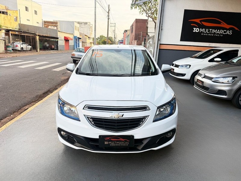 Ve�culo: Chevrolet (GM) - Prisma - 1.4 MPFI LT 8V em Ribeir�o Preto