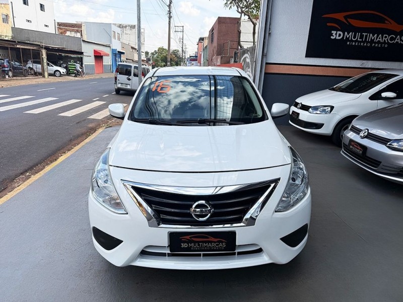 Ve�culo: Nissan - Versa - 1.6 16V SL em Ribeir�o Preto