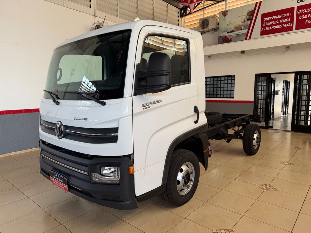 Ve�culo: Volkswagen - Delivery -  em Ribeir�o Preto