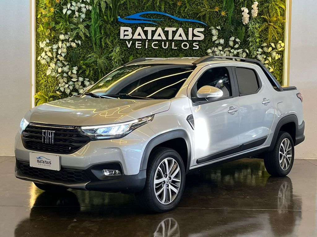 Veculo: Fiat - Strada - Fiat Strada Volcano 1.3 Flex 8V CD Aut. - Prata - 2023 em Batatais