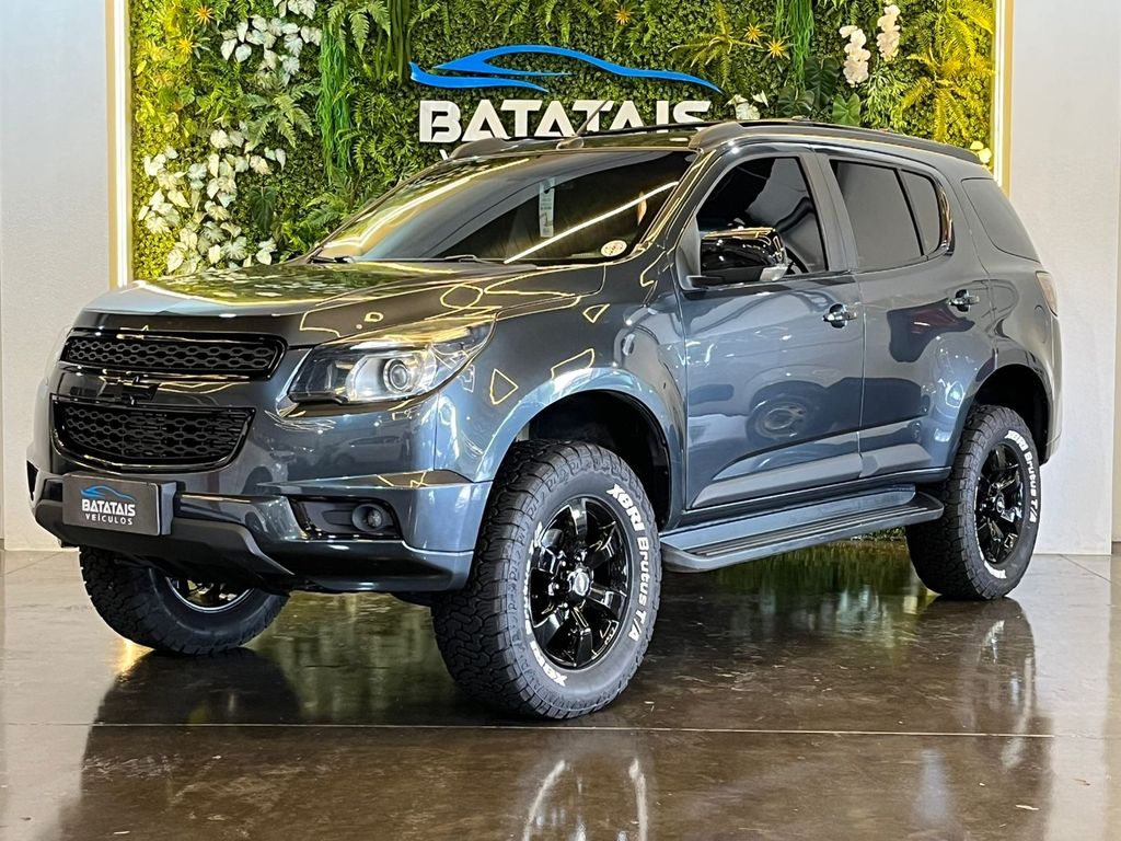 Ve�culo: Chevrolet (GM) - Trailblazer - Chevrolet TRAILBLAZER LTZ 2.8 CTDI Diesel Aut. - Cinza - 2014 em Batatais