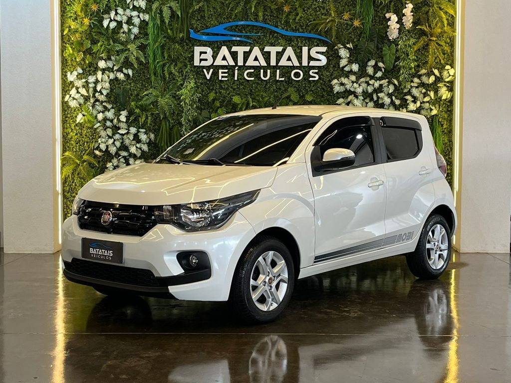 Ve�culo: Fiat - Mobi - Fiat MOBI LIKE 1.0 Fire Flex 5p. - Branco - 2017 em Batatais