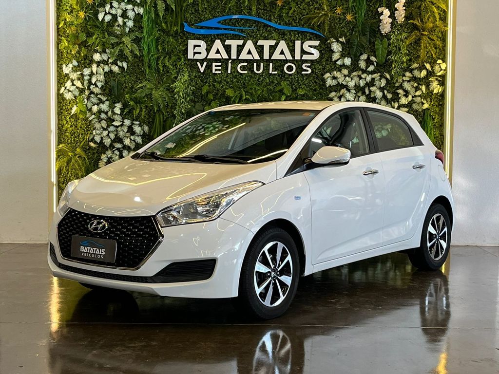 Ve�culo: Hyundai - HB 20 - Hyundai HB20 Ocean 1.0 Flex 12V 5p Mec. - Branco - 2017 em Batatais