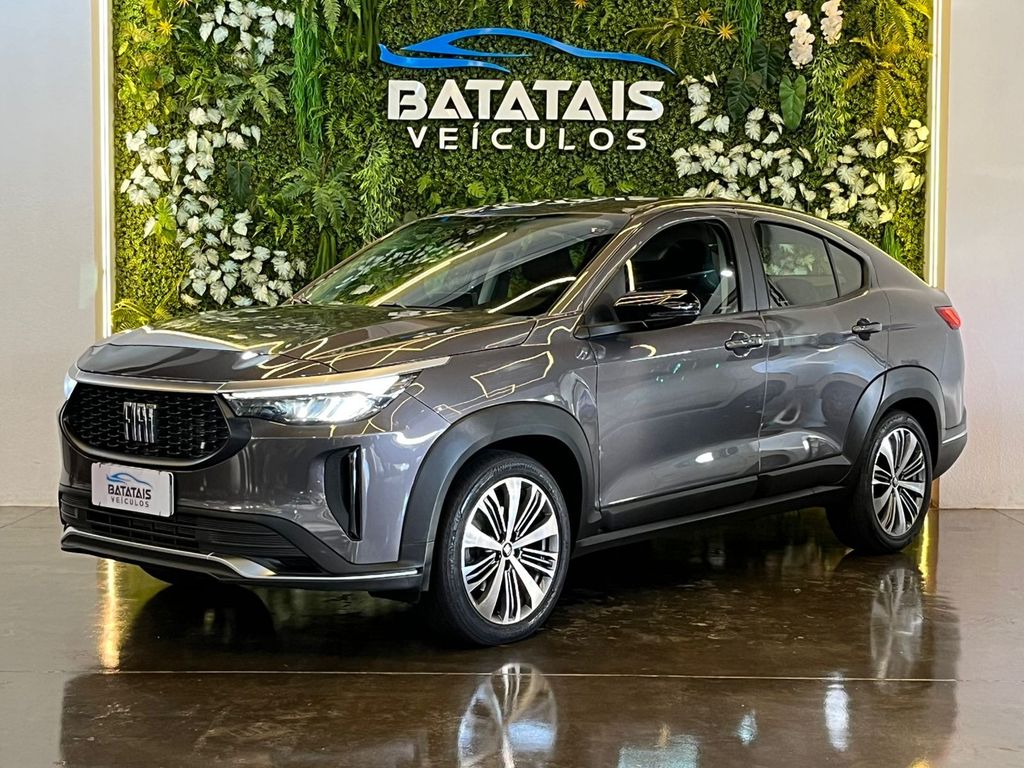Ve�culo: Fiat - Fastback  - Fiat Fastback Audace 1.0 200 T. Flex Aut - Cinza - 2025 em Batatais