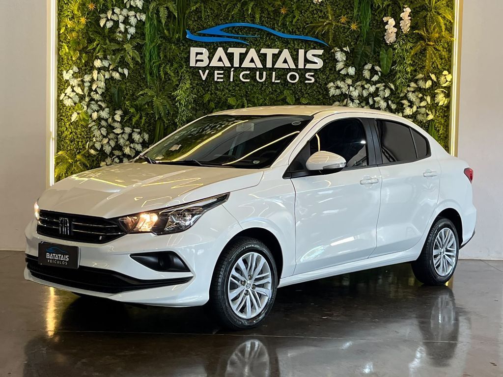 Ve�culo: Fiat - Cronos -  em Batatais