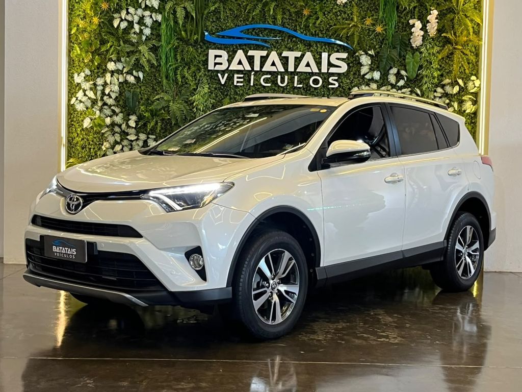 Ve�culo: Toyota - RAV -  em Batatais