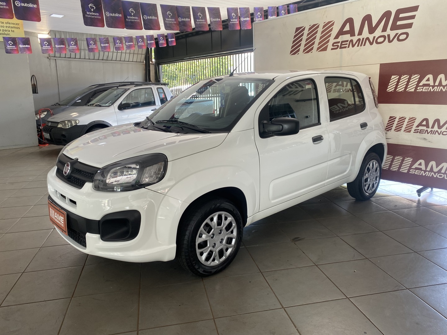 Ve�culo: Fiat - Uno - 1.0 FIRE FLEX ATTRACTIVE MANUAL em Ribeir�o Preto