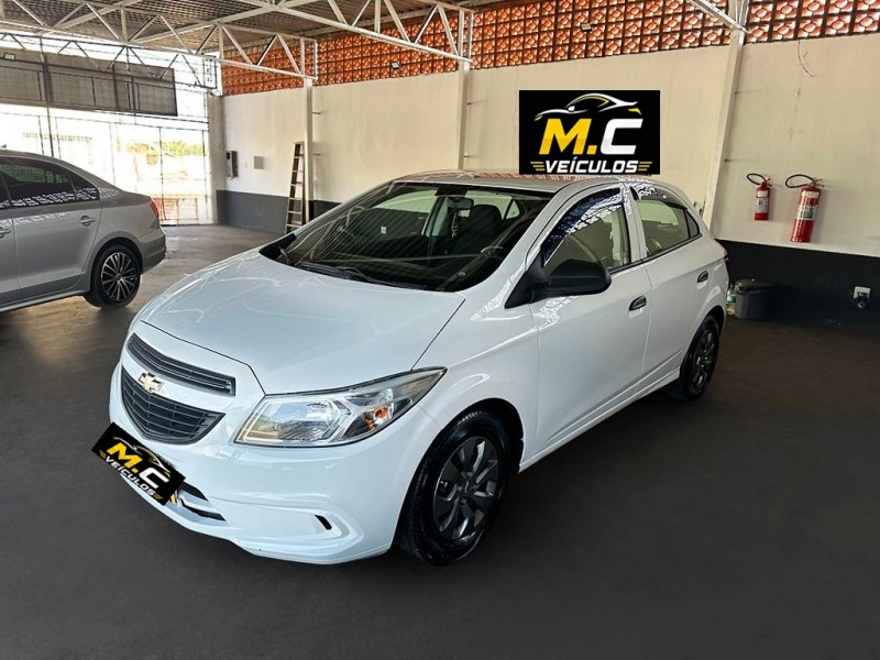 Ve�culo: Chevrolet (GM) - Onix - 1.0 MPFI JOY 8V em Ribeir�o Preto