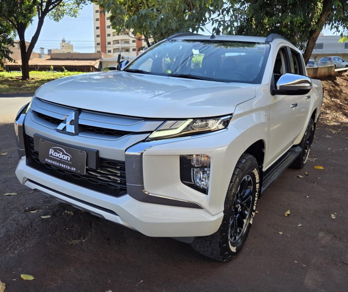 Mitsubishi Triton Sport Sport Hpe 2.4 Cd Diesel Aut. - foto 3