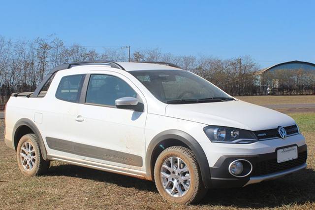 VW Saveiro Cross Cabine Dupla