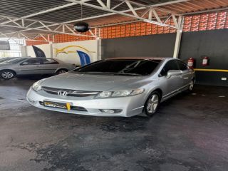 Civic LXS 1.8 4P. 