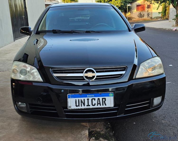 Unicar Veculos | Astra Hatch 2.0 4P.  09/10 - foto 7