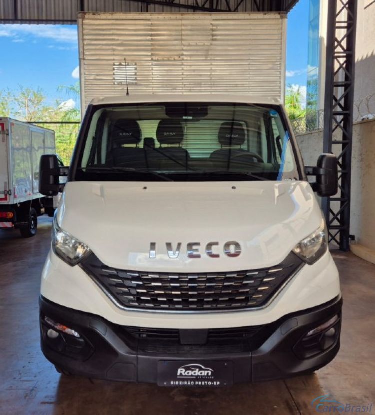 Radan Veiculos | Daily Iveco Daily 35-150 Mod 2021 Completo 21/21 - foto 2