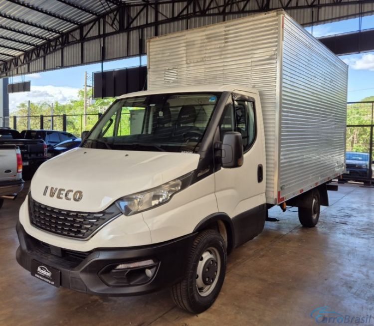 Radan Veiculos | Daily Iveco Daily 35-150 Mod 2021 Completo 21/21 - foto 3