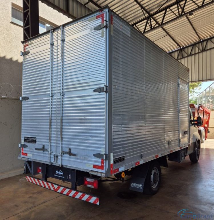 Radan Veiculos | Daily Iveco Daily 35-150 Mod 2021 Completo 21/21 - foto 7