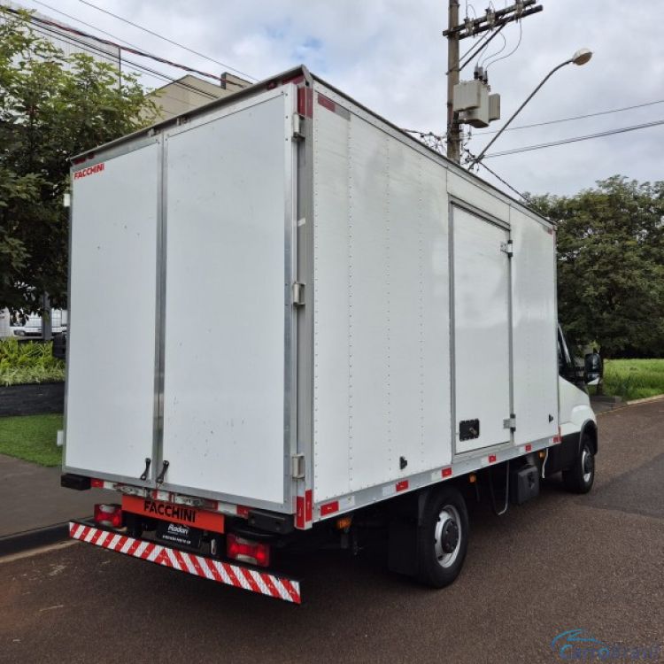 Radan Veiculos | Daily 35-150 Completo Mod 2022 21/22 - foto 6