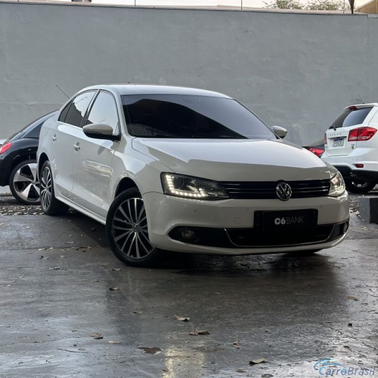 Beto Veculos | Jetta 2.0 Tsi Highline  13/13 - foto 3
