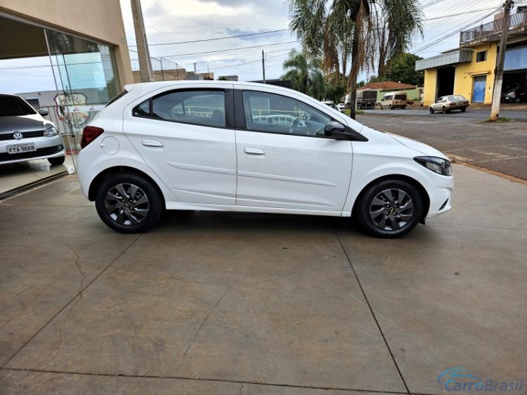 Movicar Multimarcas | Onix BLACK EDITION 19/20 - foto 3