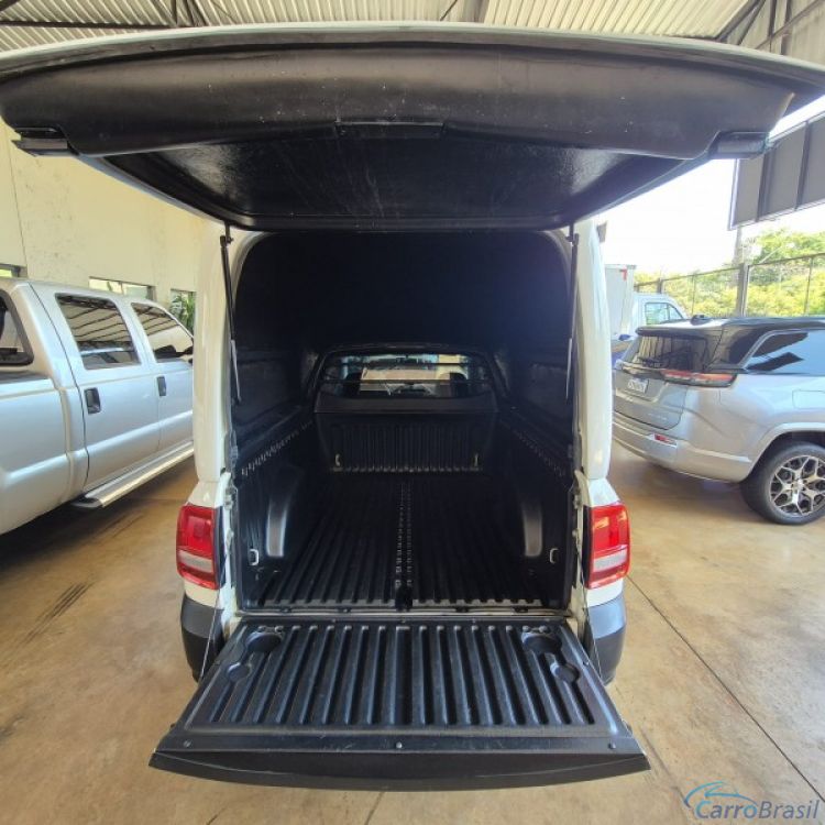 Radan Veiculos | Saveiro Volkswagen Robust 1.6 Total Flex 8v 22/22 - foto 7
