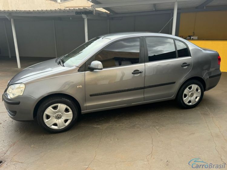 JM Veiculos  | Polo Sedan 1.6 08/08 - foto 5
