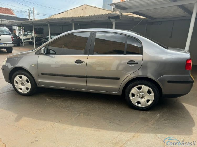 JM Veiculos  | Polo Sedan 1.6 08/08 - foto 7