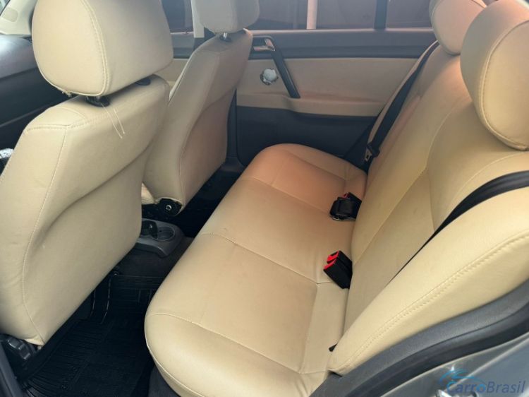 JM Veiculos  | Polo Sedan 1.6 08/08 - foto 10