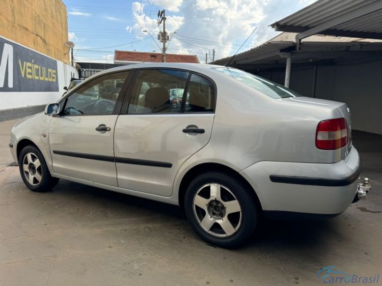 JM Veiculos  | Polo Sedan 1.6 COMPLETO  05/05 - foto 6