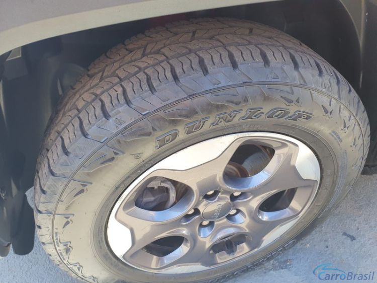 Classe A Veculos | Renegade SPORT 1.8 FLEX MANUAL  16/16 - foto 8