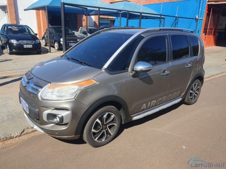 Classe A Veculos | Air Cross 1.6 EXCLUSIVE MANUAL  11/11 - foto 1