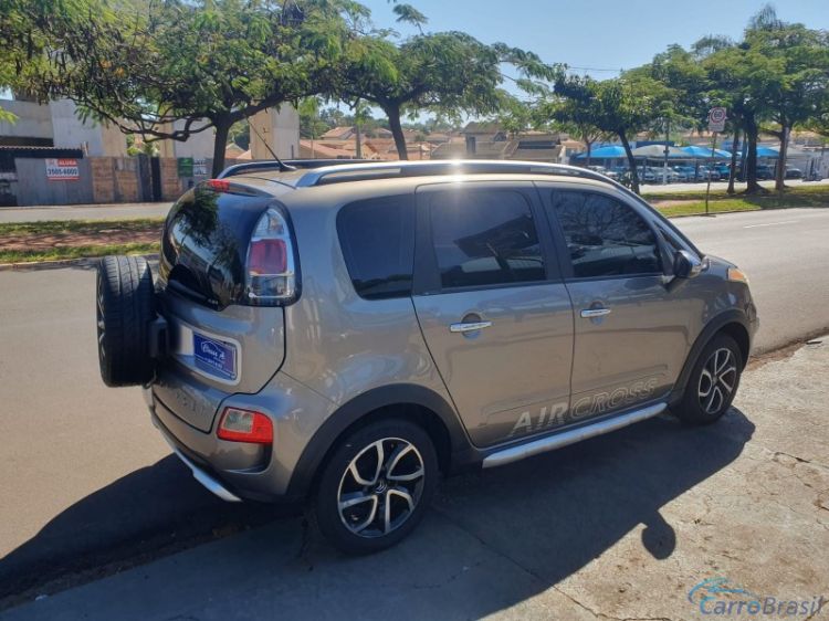 Classe A Veculos | Air Cross 1.6 EXCLUSIVE MANUAL  11/11 - foto 3
