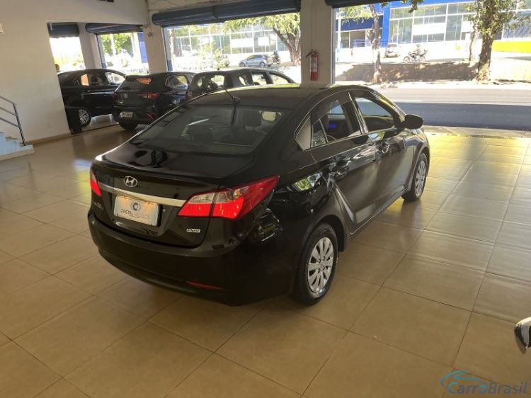 Cristal Veiculos  | HB 20 Sedan Confort 1.0 Flex 15/15 - foto 4