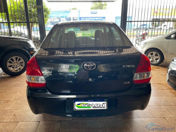 Cear Autozero | Etios Sedan X 1.5 14/14 - foto 2