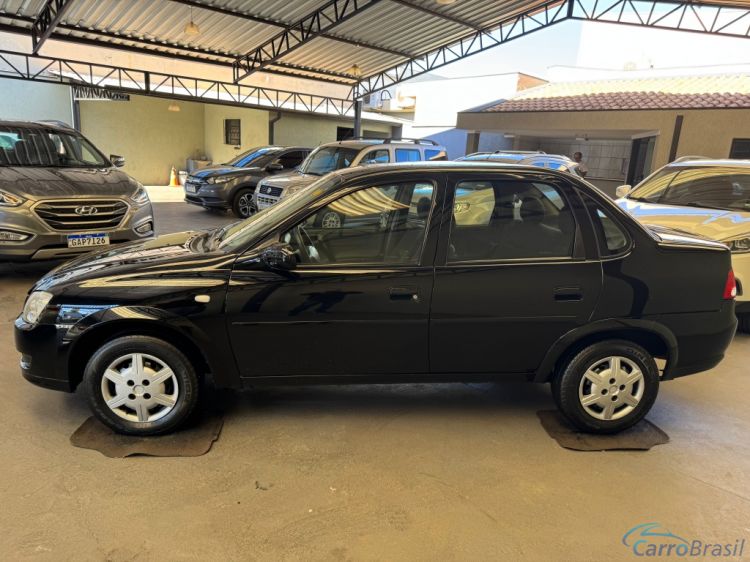 Avenida Veculos | Corsa Sedan Classic LS 1.0  13/13 - foto 4