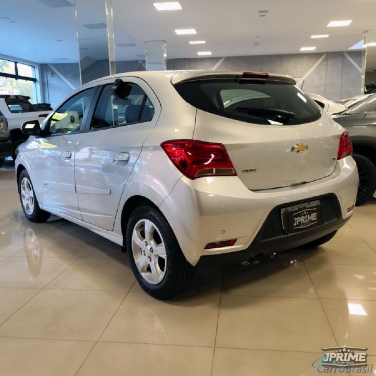 J Prime Automveis | Onix 1.4 LT 18/19 - foto 4