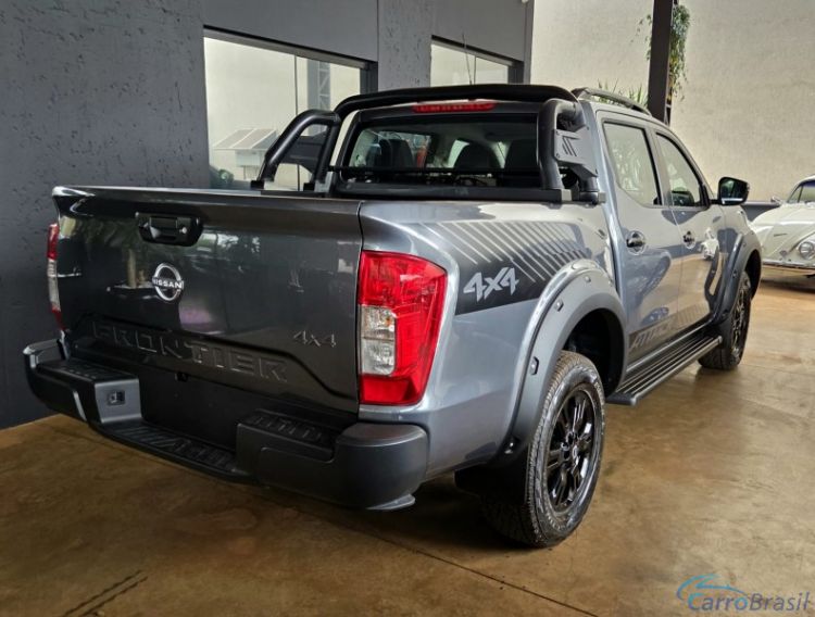 Radan Veiculos | Frontier Nissan Attac.cd 4x4 2.3 Bi-tb Die. Aut 25/25 - foto 9