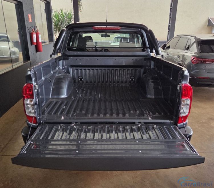 Radan Veiculos | Frontier Nissan Attac.cd 4x4 2.3 Bi-tb Die. Aut 25/25 - foto 6