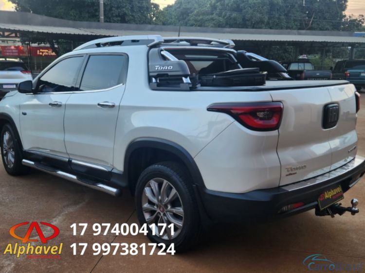 Alphavel Multimarcas | Toro FIAT TORO RANCH 2.0 TURBO DIESEL AUTOMATICO 21/21 - foto 2