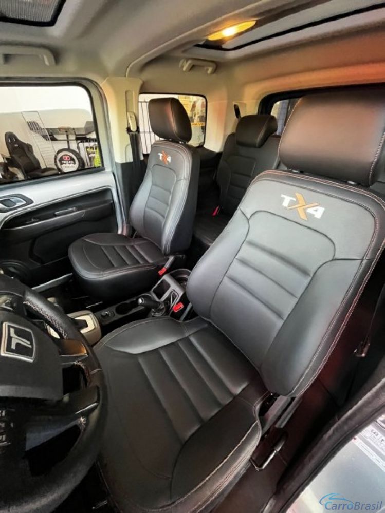 Trilha Vip Seminovos  | T4 TROLLER TX4 3.2 CONNECT TURBO DIESEL INTERCOOLER AUTOMTICO 21/21 - foto 9