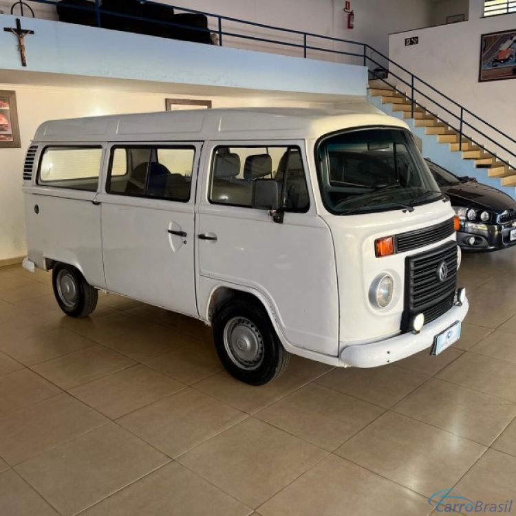 Cristal Veiculos  | Kombi 1.4 Flex 9 Lugares 13/13 - foto 5