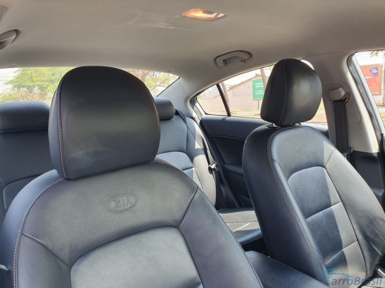 Classe A Veculos | Cerato 1.6 SX FLEX AUTOMTICO  17/17 - foto 7