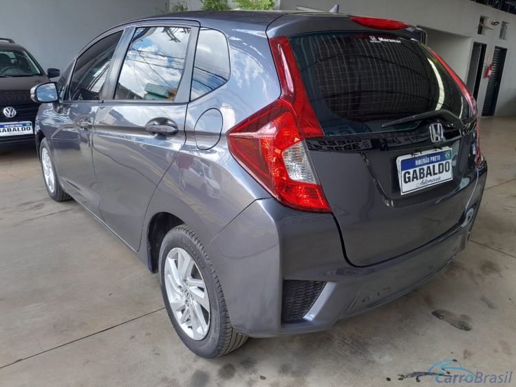 Gabaldo Veículos | Fit LX 1.5 Aut. 4P. 15/15 - foto 2
