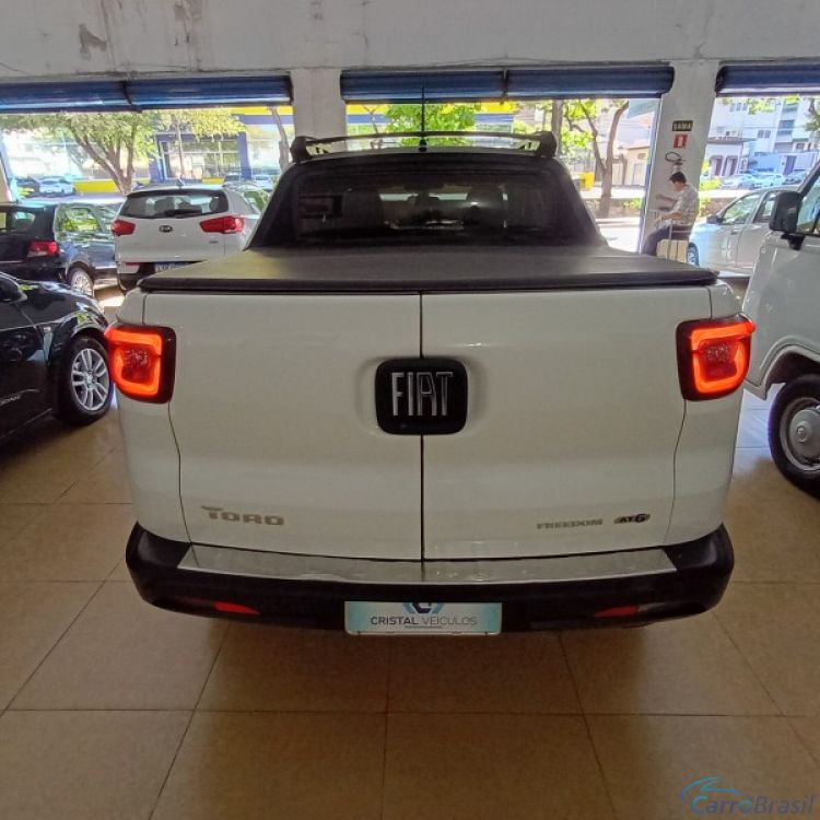 Cristal Veiculos  | Toro Freedom 1.8 Flex 17/17 - foto 3